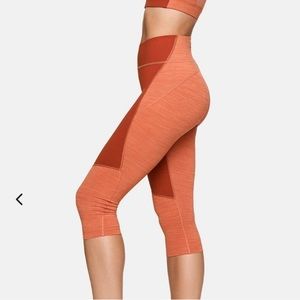 NWT! Outdoor Voices TechSweat Leggings!